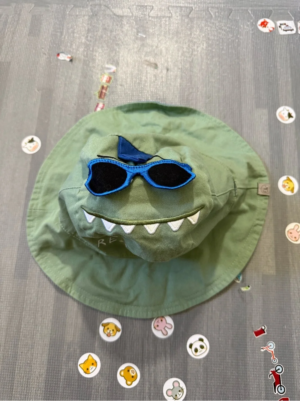 Flapjack kids reversible green & blue Bucket Hat Sun Hat